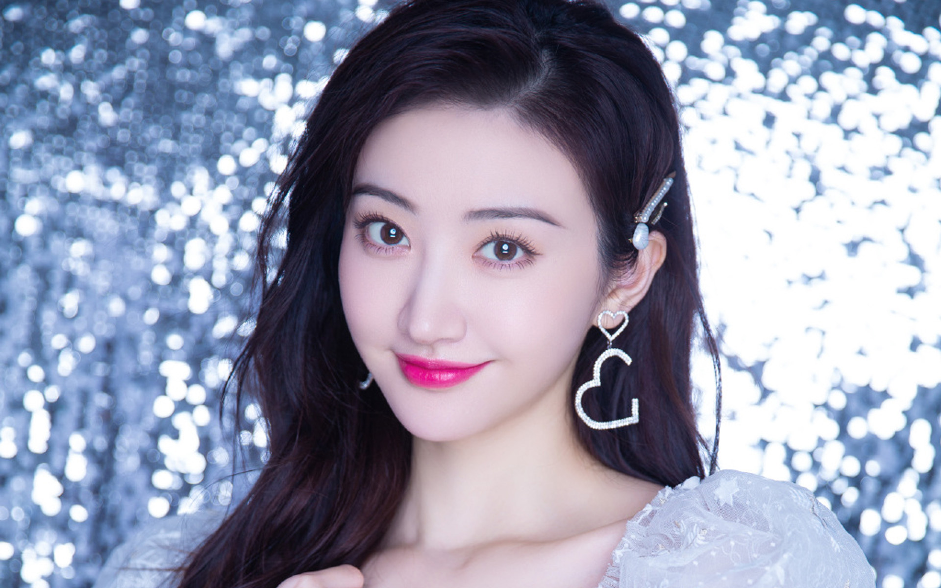 【独家】三笔信托坏账打包价3.8亿元,平安信托一款产品拟6折出售给AMC