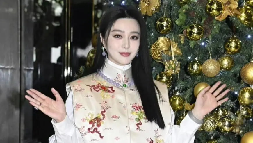 时代姐妹花罕见同框:杨幂得意郭碧婷紧张,星途选择决定人生状态