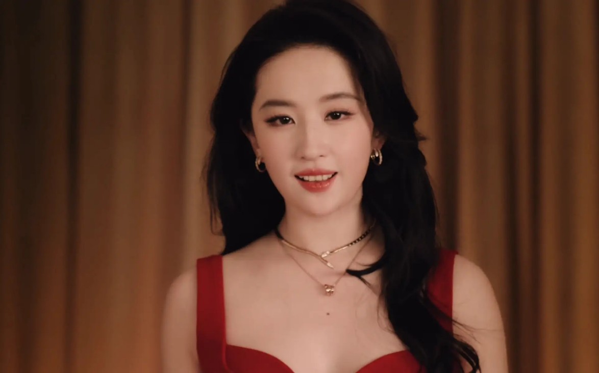 年入百万的职业粉头：在饭圈，情绪是最值钱的生意